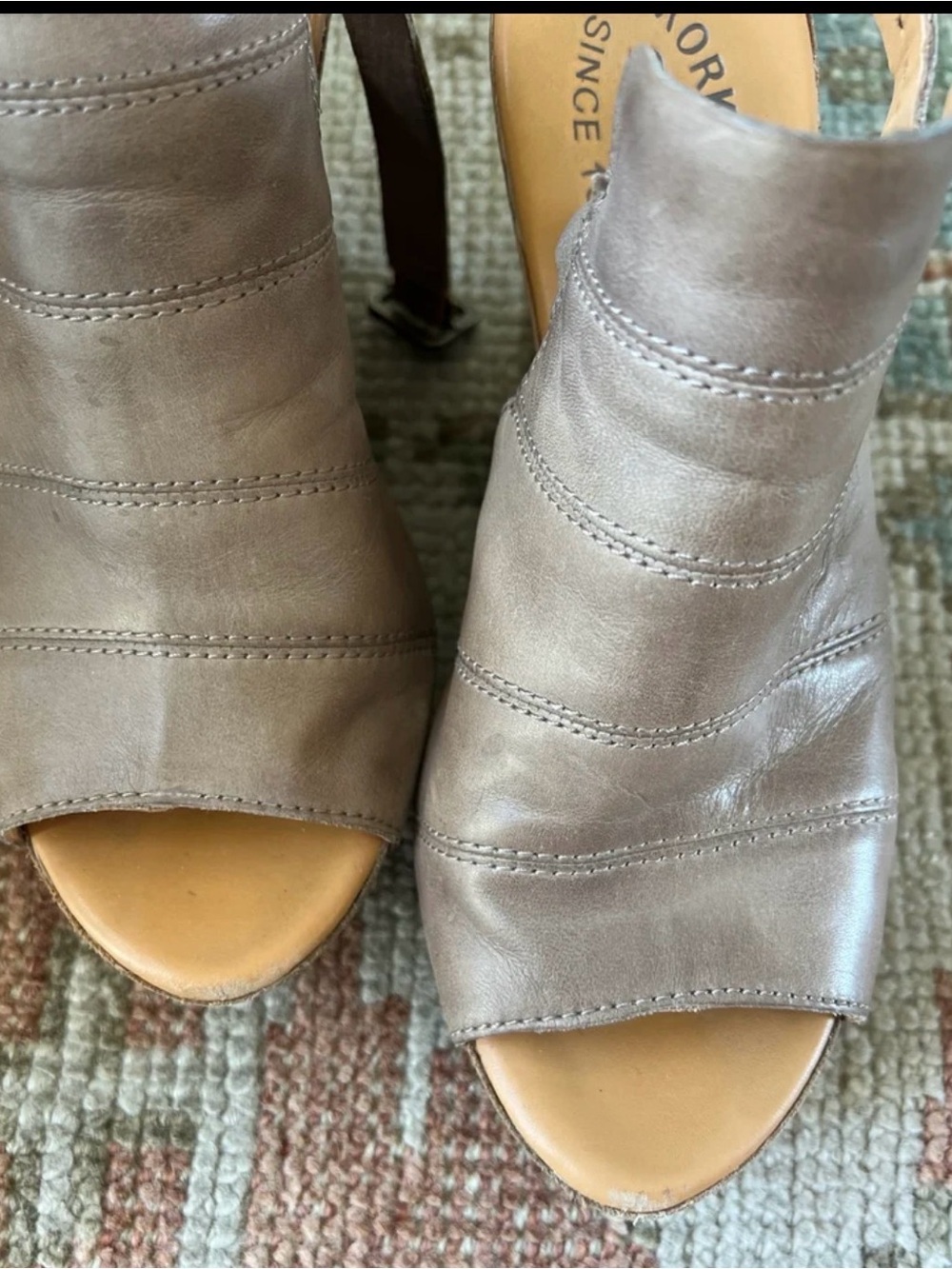 Kork-Ease Women's Sandals Leather Wedge Slingback in Taupe Size 8 M - Picture 4 of 8